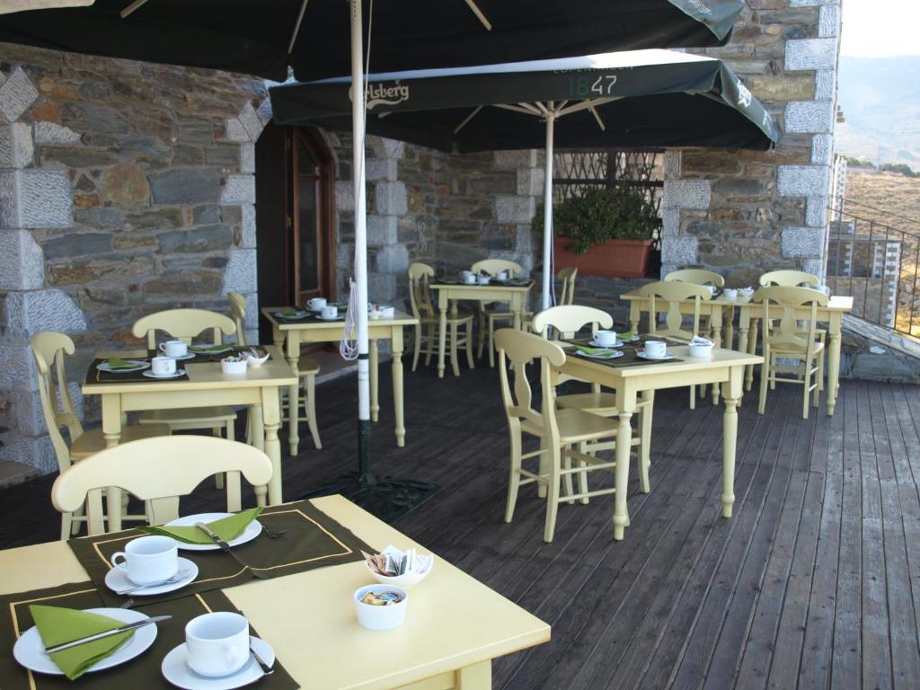 Restaurace v ubytování Porto Mani Suites