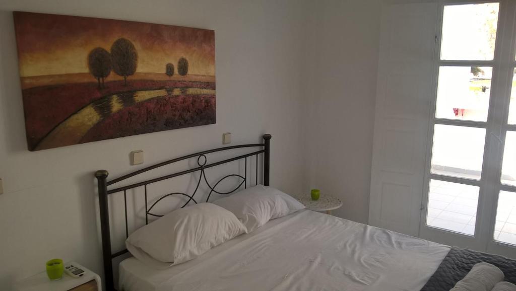 ALMA THERA Boutique Rooms - Perissa Santorini - 16