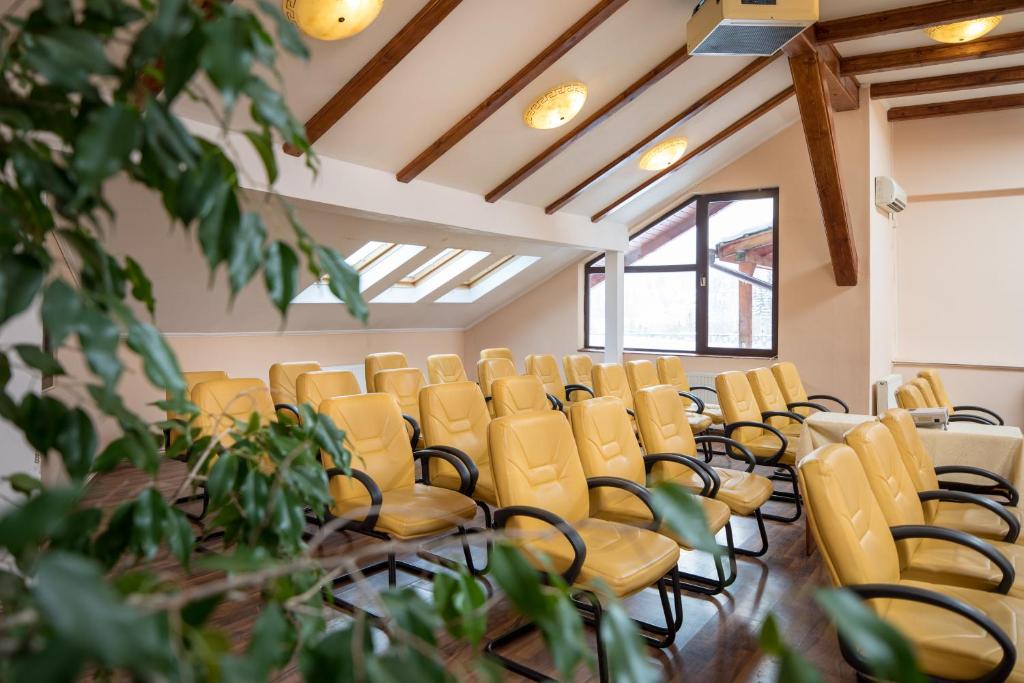 Posezení v ubytování Hotel Rozmarin
