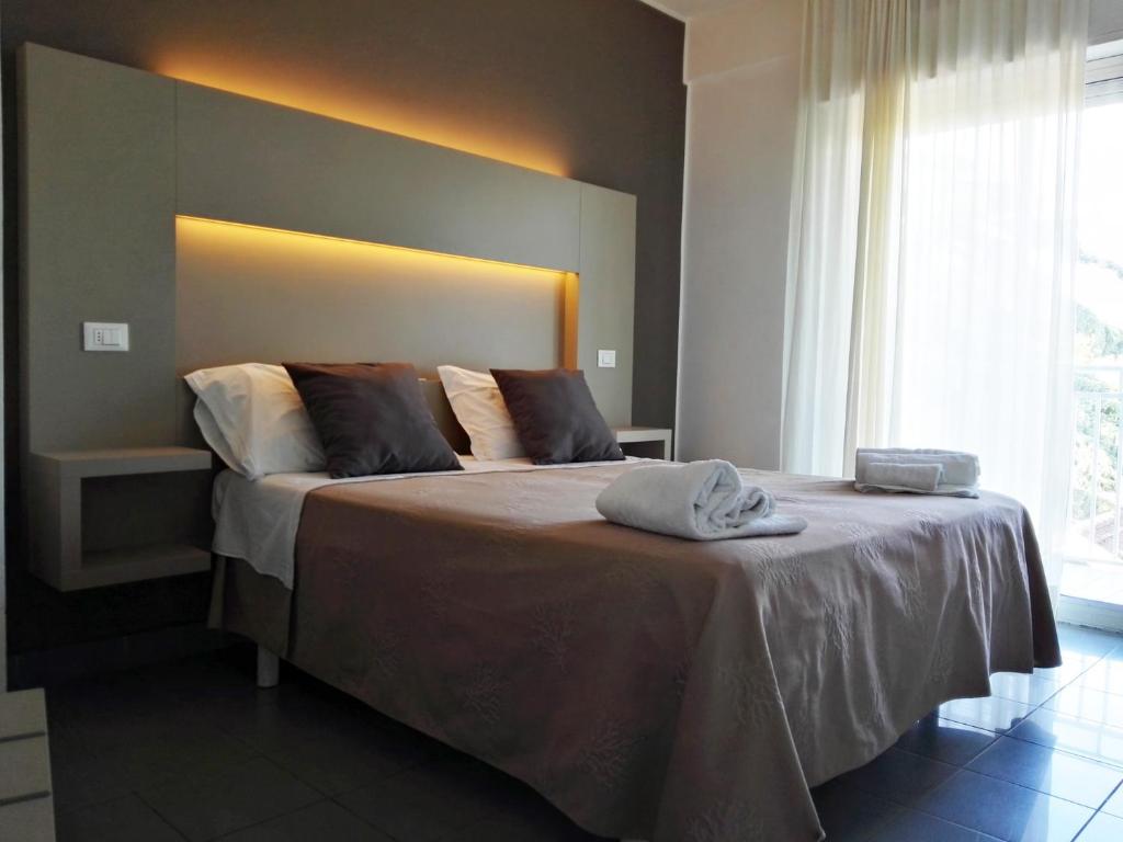 Hotel Desire'