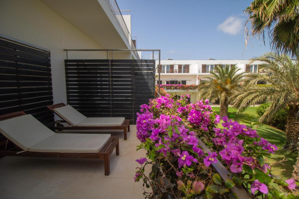 Jardín al aire libre en Hotel Dunas de Sal