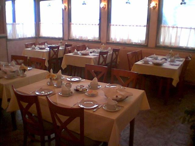 Restaurace v ubytování Hotel Fama