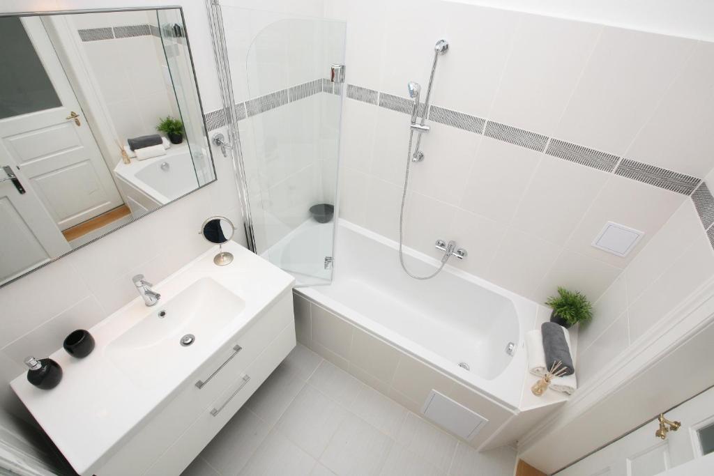 Prague Historic Center Apartments - 10