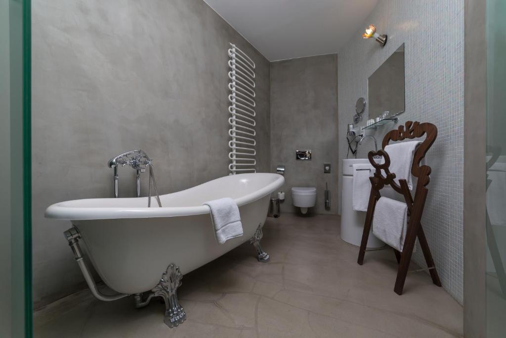 Design Hotel Neruda - 10