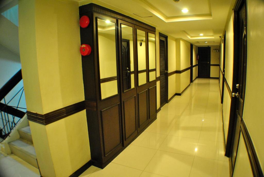 Fotografie z fotogalerie ubytování Fersal Hotel Neptune Makati v destinaci Manila