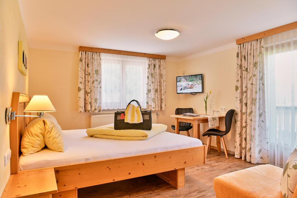 Televízia a/alebo spoločenská miestnosť v ubytovaní Stockingers Guest House