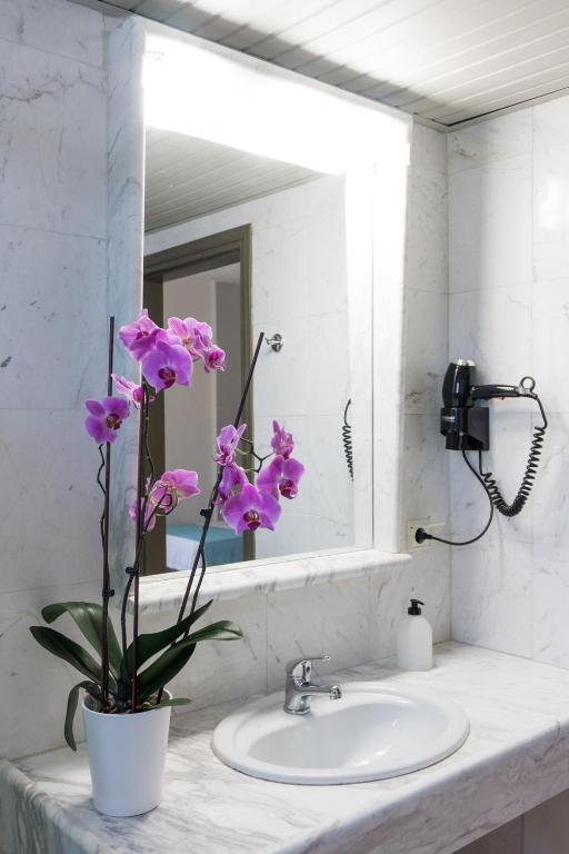 Thegaia Studios - 14