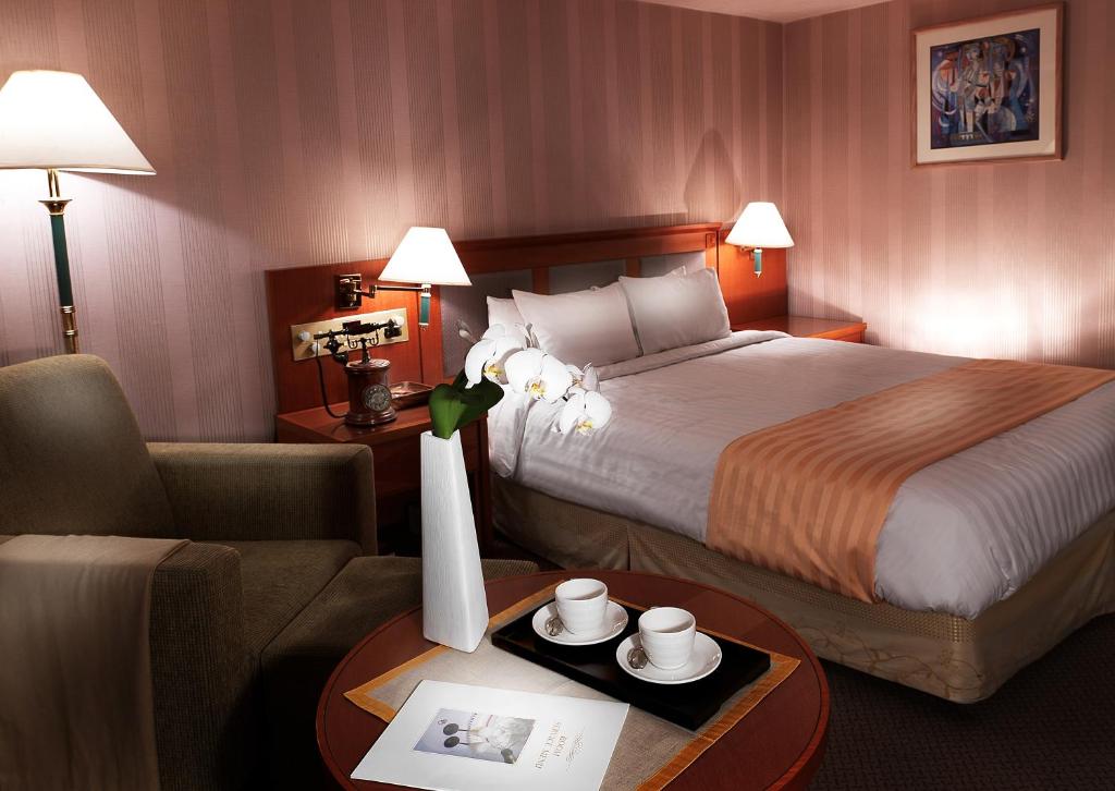 Hotel Paragon - Deluxe Double Room - Non Smoking