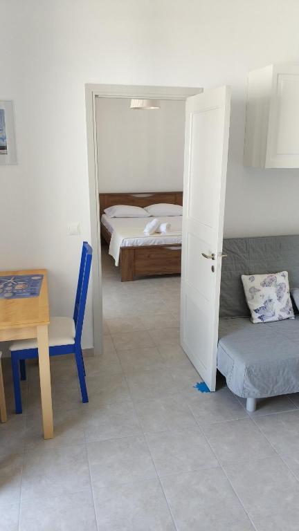 Flisvos Apartments - 6