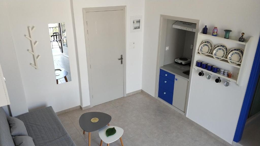 Flisvos Apartments - 2