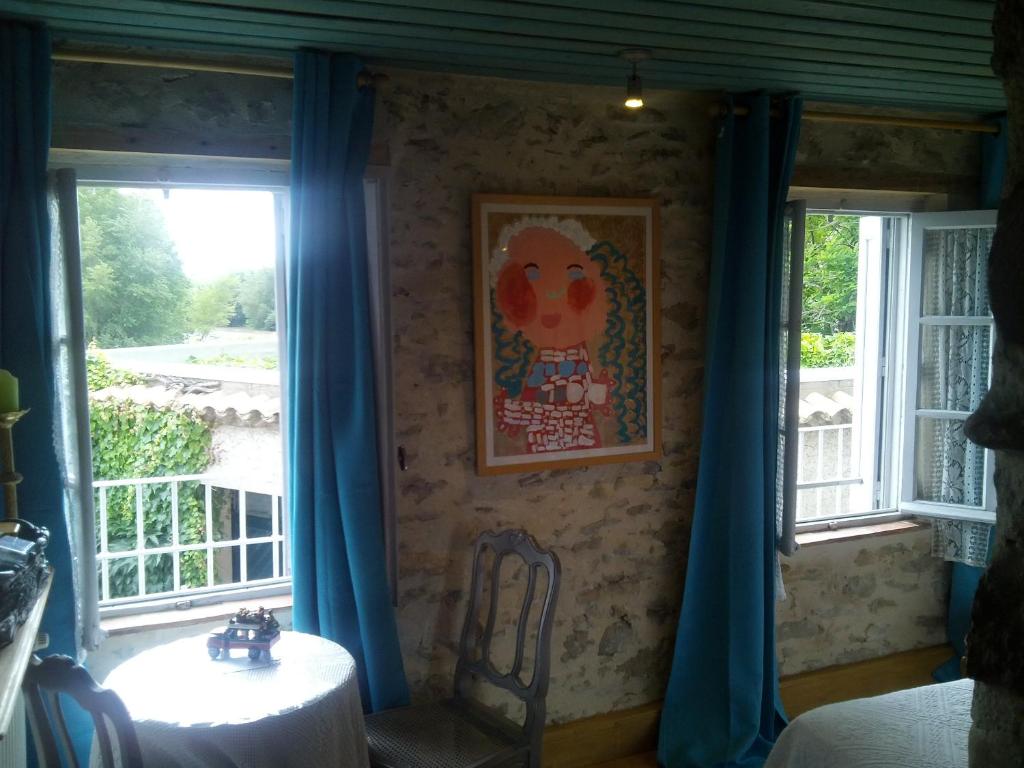 Gallery image of Riverside Home Cottage in Trèbes