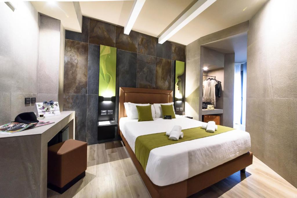 
Double Room Single Use
