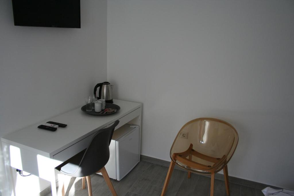 TV a/nebo společenská místnost v ubytování Room with garden