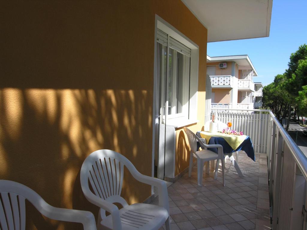 Balkón nebo terasa v ubytování Hotel Garni Tahiti