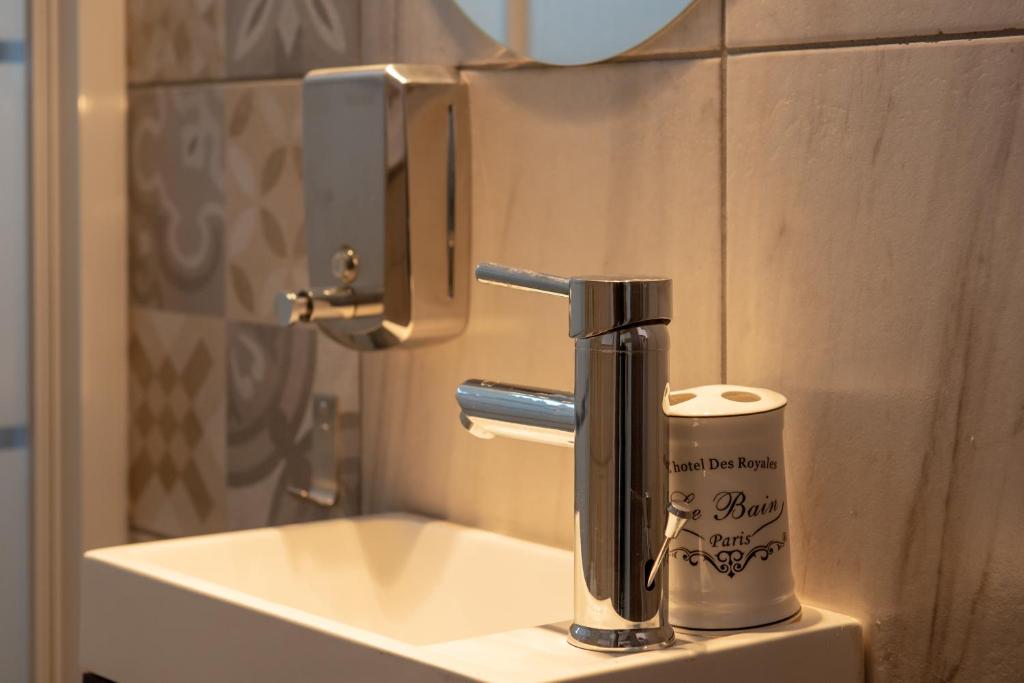 Artemissoula near airport - 18