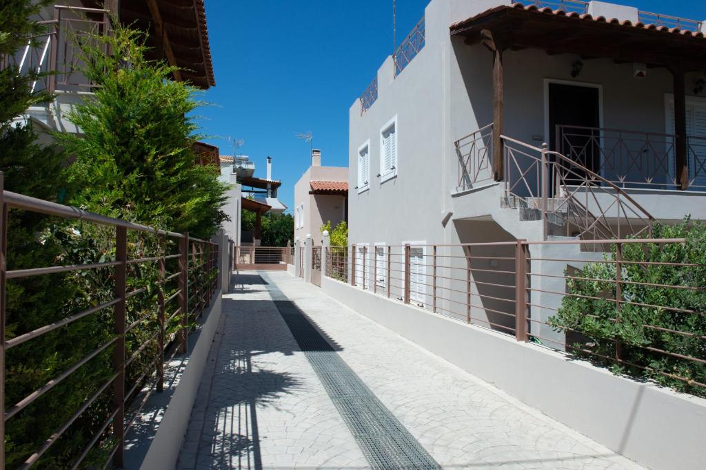 Artemissoula near airport - 9