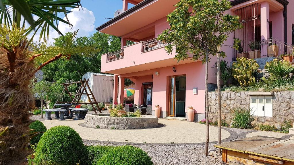 Zahrada ubytování Apartment Anika