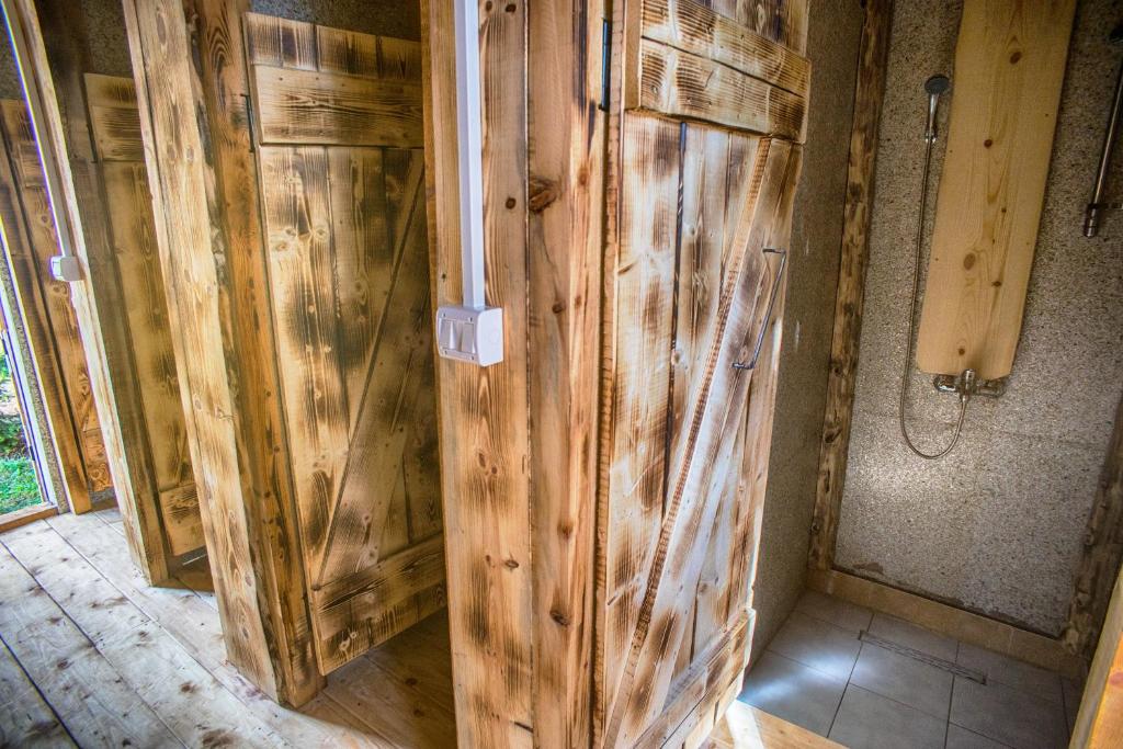 Fotografie z fotogalerie ubytování Eco Camp Chalets pod Gorom v destinaci Žabljak