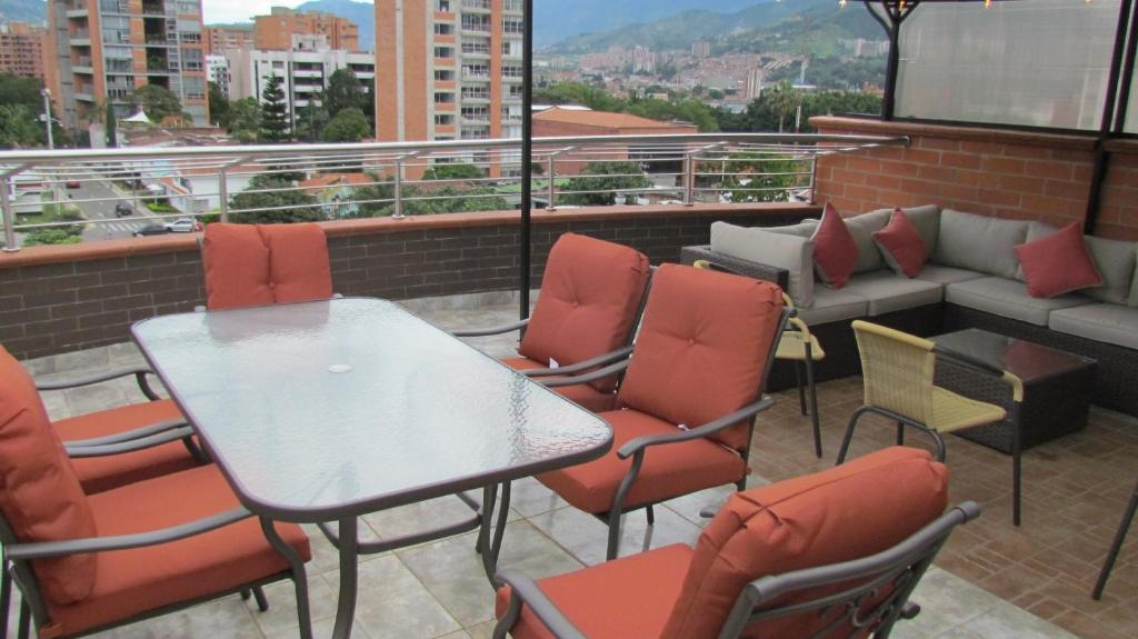 The 9's Apartahotel - Penthouse Apartment