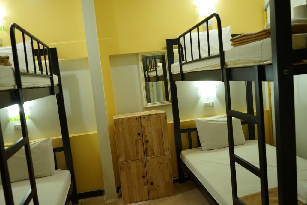 
Bed in 10-Bed Mixed Dormitory Room
