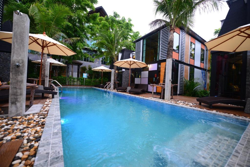Bazén v ubytování Bukit Pool Villas - SHA Extra Plus nebo v jeho okolí