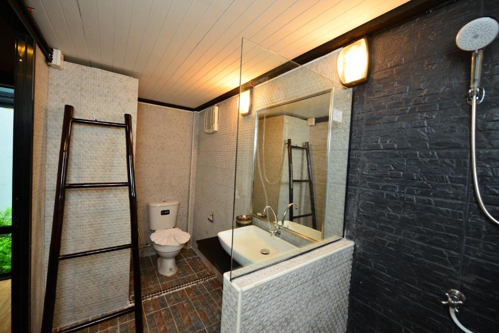 Koupelna v ubytování Bukit Pool Villas - SHA Extra Plus