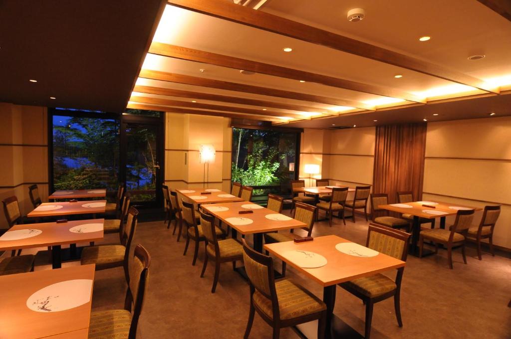 Restaurace v ubytování Izumigo AMBIENT Tateshina Hotel