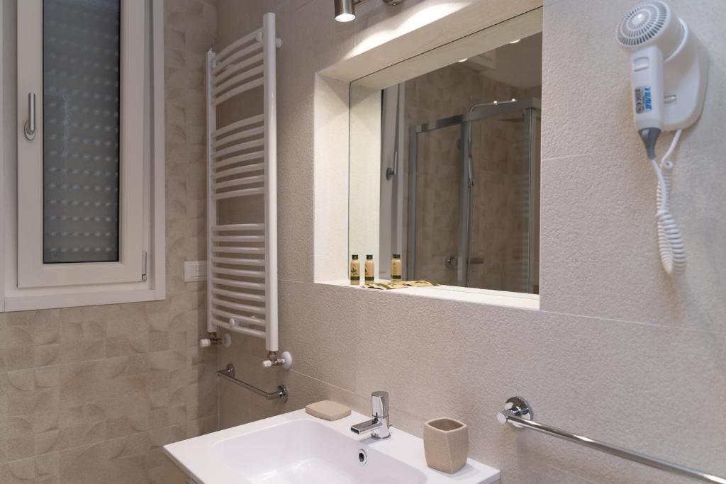 Ένα μπάνιο στο Taranta Suite
