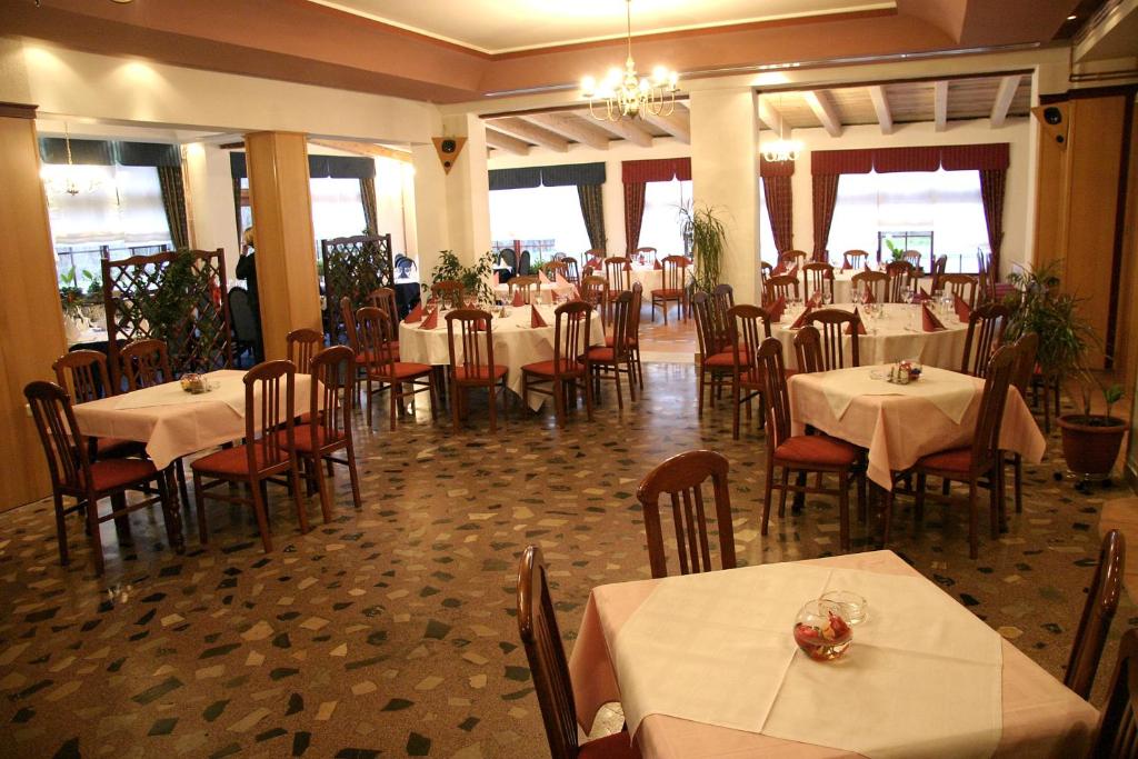 Restaurace v ubytování Guest House Prepelica