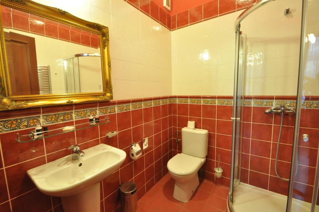 Koupelna v ubytování Grand Hotel Praha