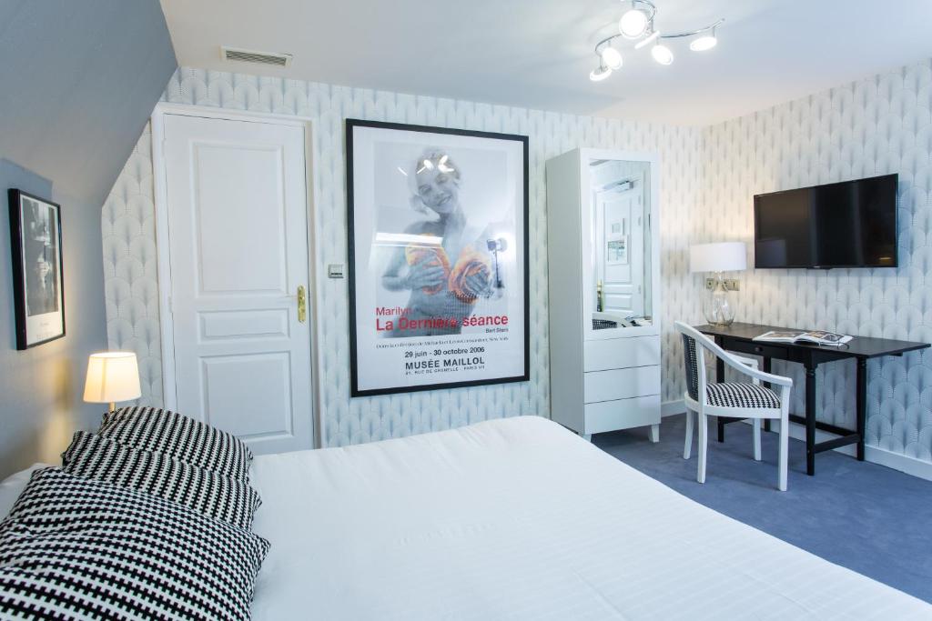 Logis Hôtels Restaurant La Mère Hamard - Chambre Triple Classique
