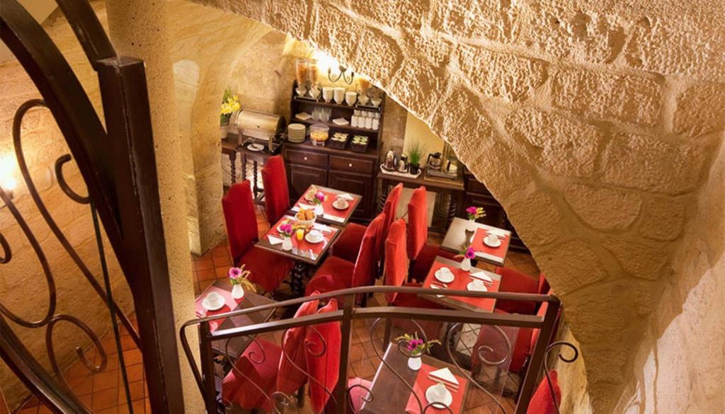 Castex Hotel - Resim 23