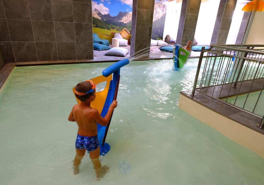 Bazén v ubytování Vidor Resort nebo v jeho okolí