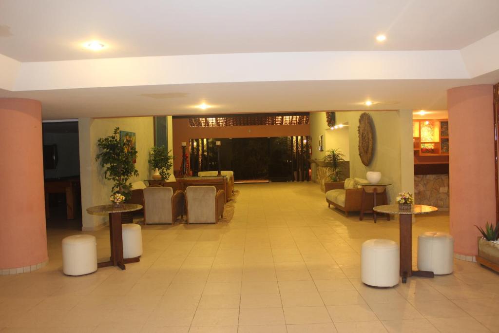  Muro Alto Marupiara Flats