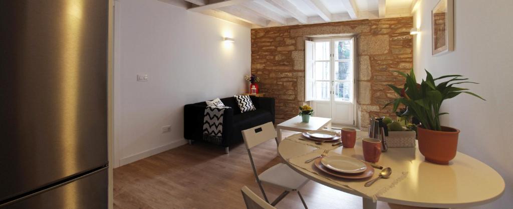 Puerta del Camino - 2