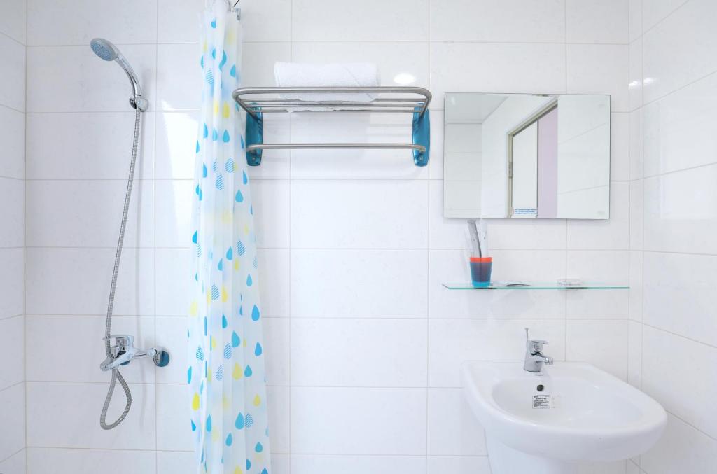 Koupelna v ubytování Good Fit Homestay