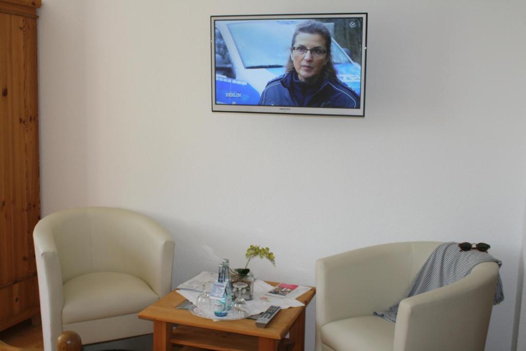 TV a/nebo společenská místnost v ubytování Pension Treenehof