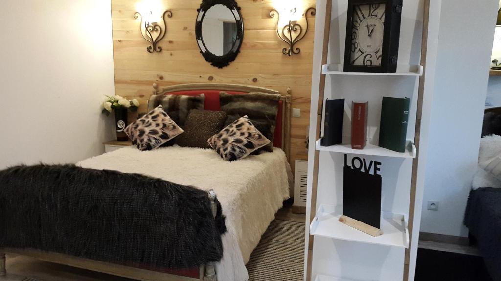 Logis l'Estelvin chambres d'hôtes - 2