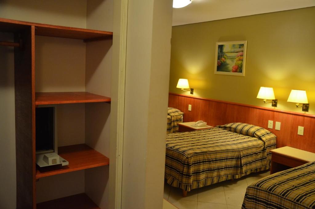 Quarto Triplo Standard