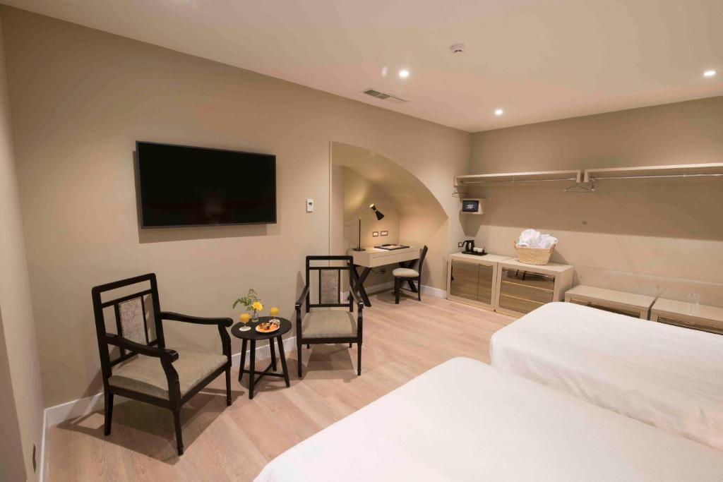 Caruso Place Luxury Rooms & Suites - Resim 43