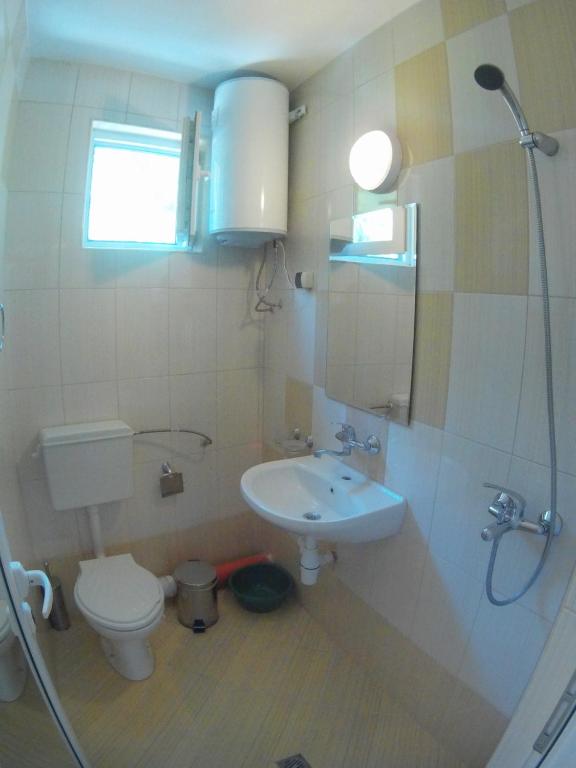 Koupelna v ubytování Hotel Aia Kavatsi