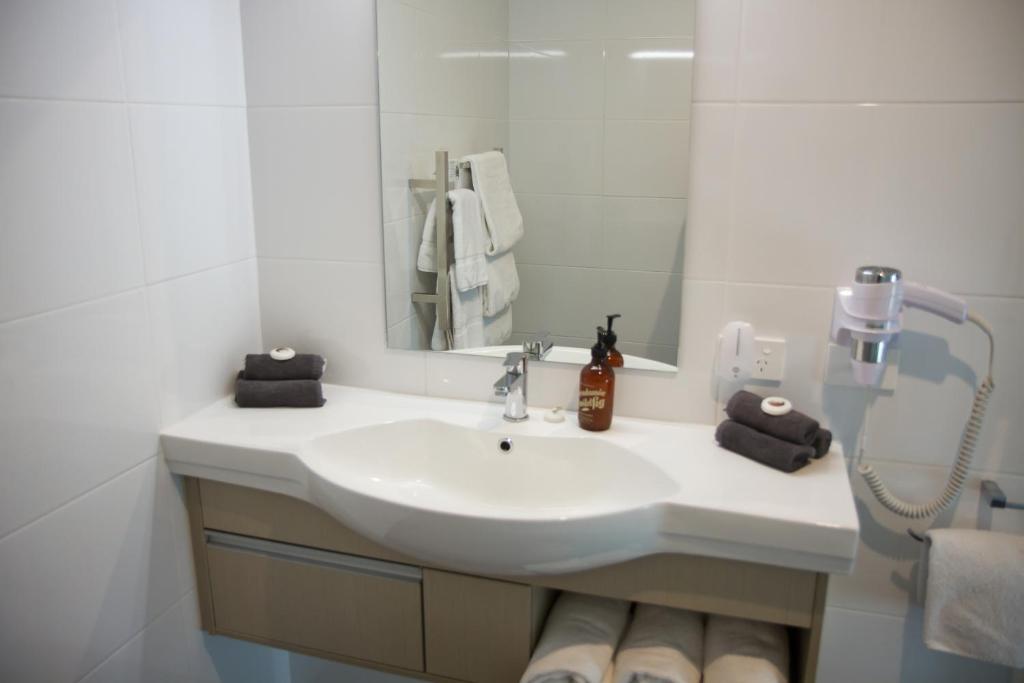 850 Cameron Motel - Resim 25