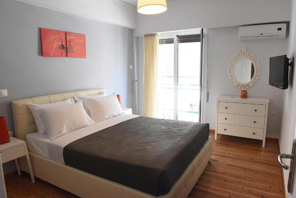 Pnyka Apartment 1 - 2