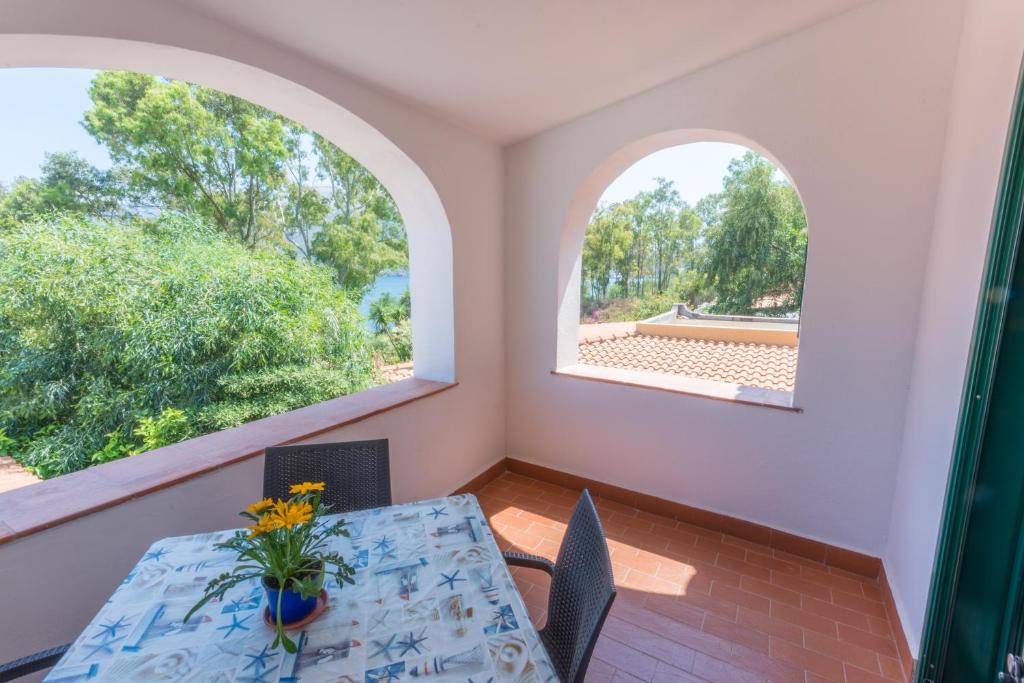 Balkon lub taras w obiekcie Vulcano Blu Residence