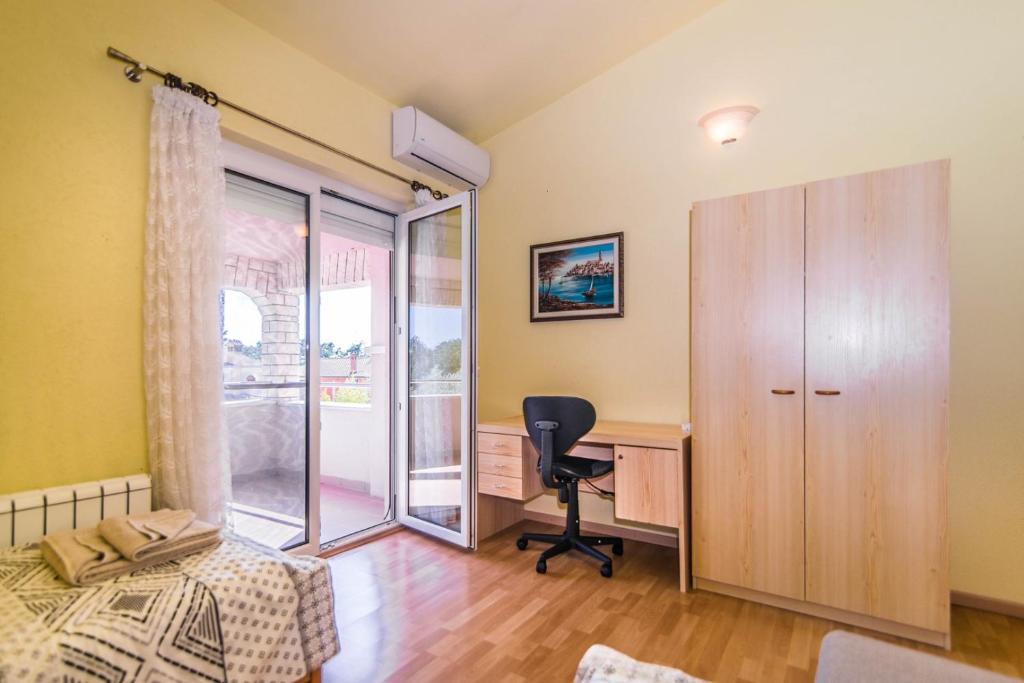 TV a/nebo společenská místnost v ubytování Apartment Salha