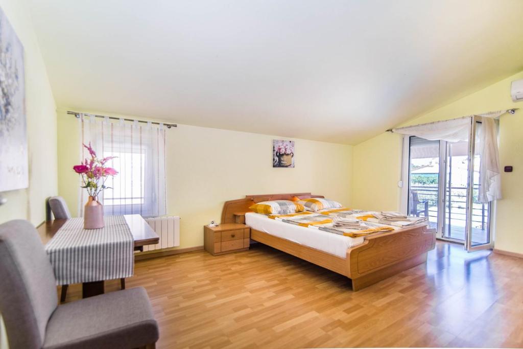 Postel nebo postele na pokoji v ubytování Apartment Salha