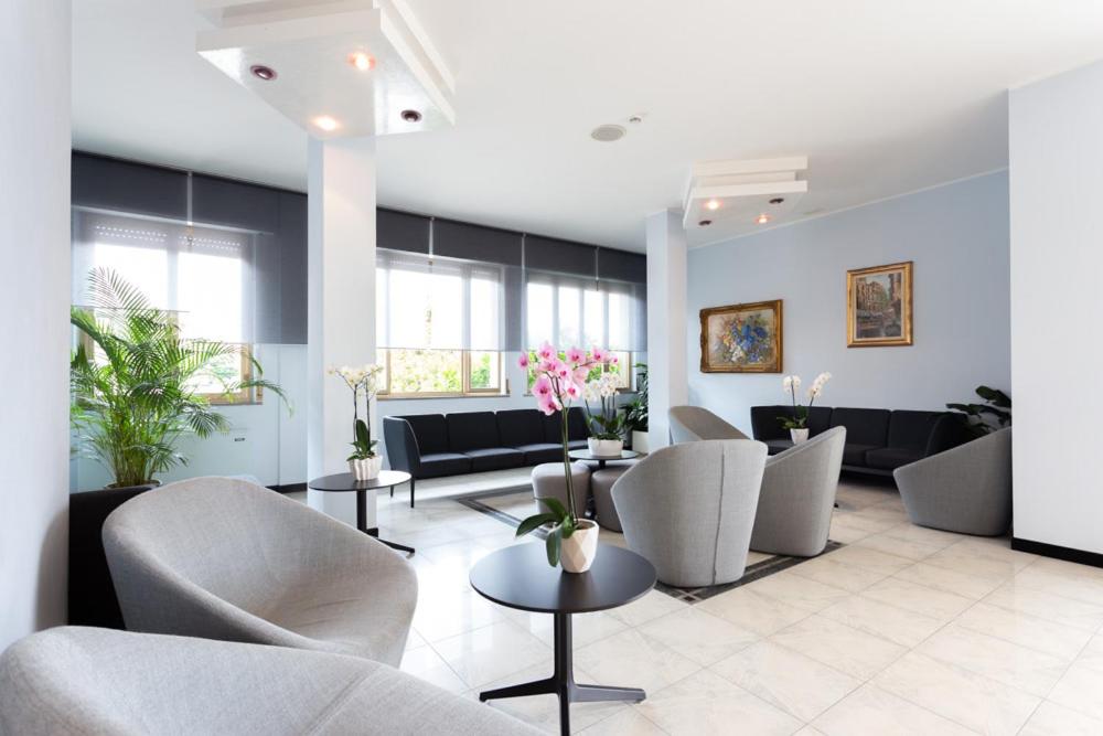Posezení v ubytování Hotel Abruzzo