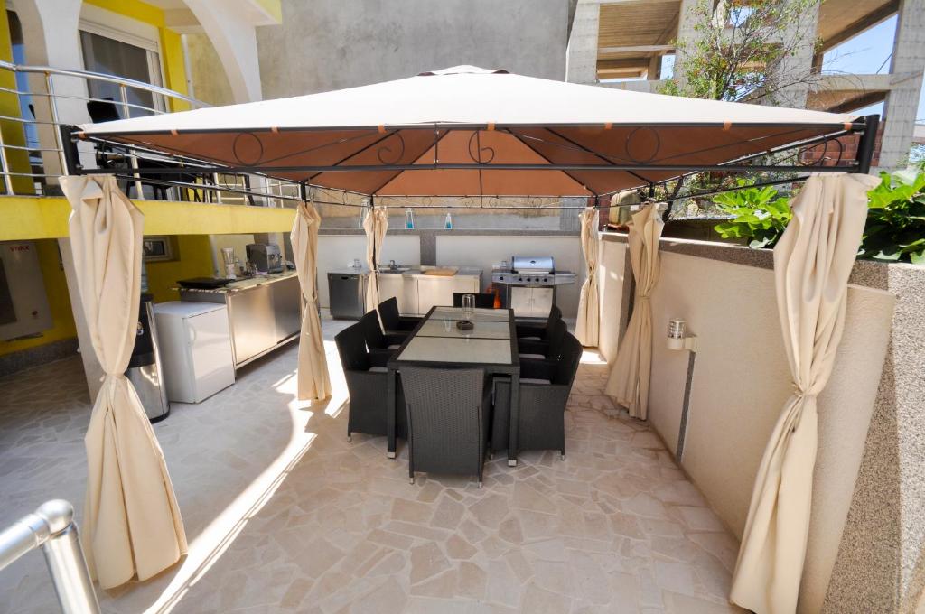 Fotografie z fotogalerie ubytování Villa Medusa Apartments v destinaci Dobra Voda