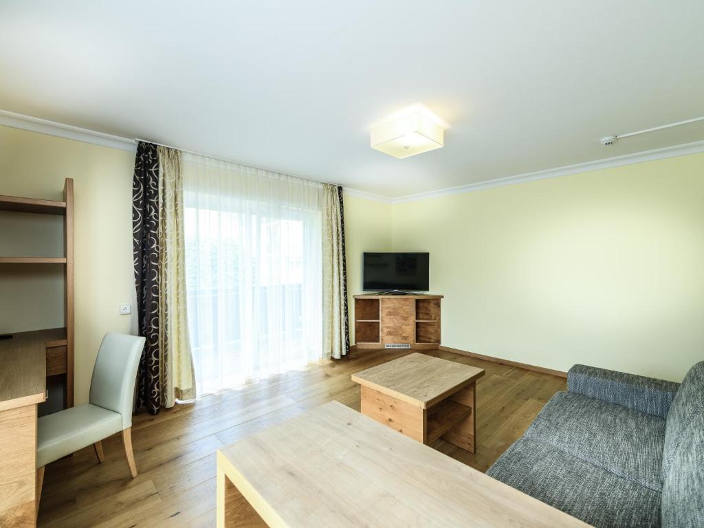 TV a/nebo společenská místnost v ubytování Hotel Victoria