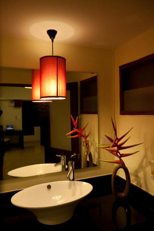 Yindee Stylish Guesthouse - 17